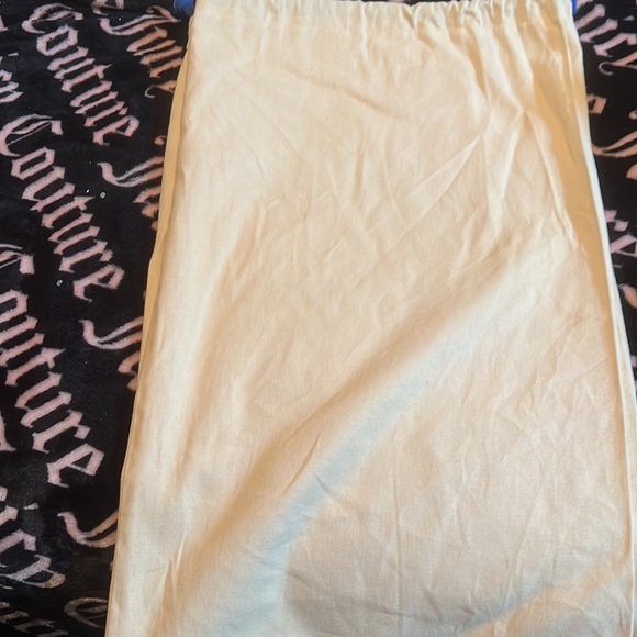 Louis Vuitton dust bag authentic - Picture 3 of 3